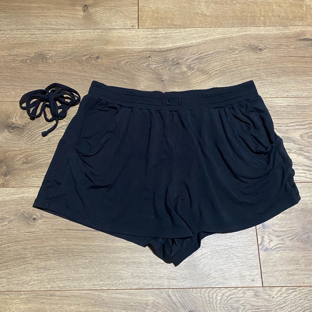 Tommy John Women's Black Athletic Shorts